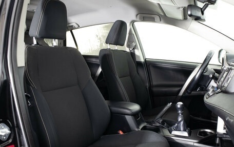 Toyota RAV4, 2016 год, 1 749 000 рублей, 12 фотография