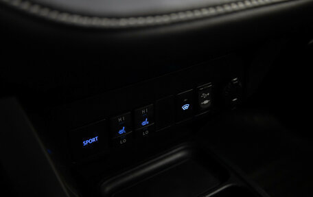 Toyota RAV4, 2016 год, 1 749 000 рублей, 21 фотография