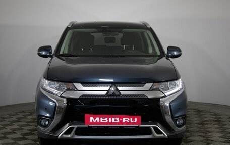 Mitsubishi Outlander III рестайлинг 3, 2019 год, 2 599 000 рублей, 2 фотография