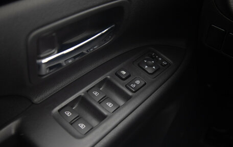 Mitsubishi Outlander III рестайлинг 3, 2019 год, 2 599 000 рублей, 18 фотография