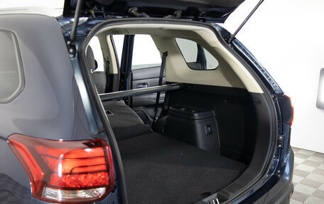 Mitsubishi Outlander III рестайлинг 3, 2019 год, 2 599 000 рублей, 27 фотография