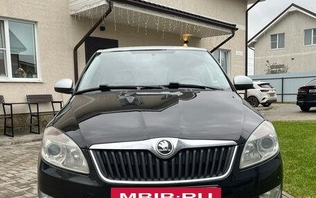 Skoda Fabia II, 2012 год, 745 000 рублей, 2 фотография