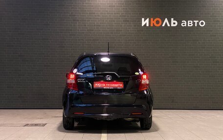 Honda Fit III, 2013 год, 910 000 рублей, 6 фотография