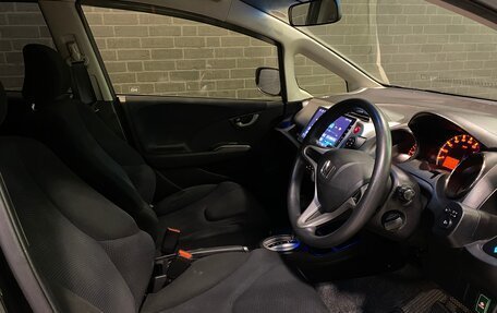 Honda Fit III, 2013 год, 910 000 рублей, 10 фотография