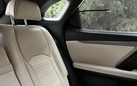 Lexus RX IV рестайлинг, 2017 год, 4 250 000 рублей, 11 фотография