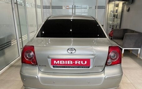 Toyota Avensis III рестайлинг, 2006 год, 755 000 рублей, 3 фотография