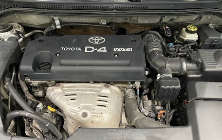 Toyota Avensis III рестайлинг, 2006 год, 755 000 рублей, 17 фотография