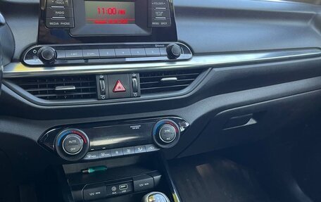 KIA Cerato IV, 2018 год, 1 350 000 рублей, 7 фотография