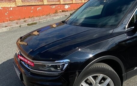Volkswagen Tiguan II, 2017 год, 2 450 000 рублей, 2 фотография
