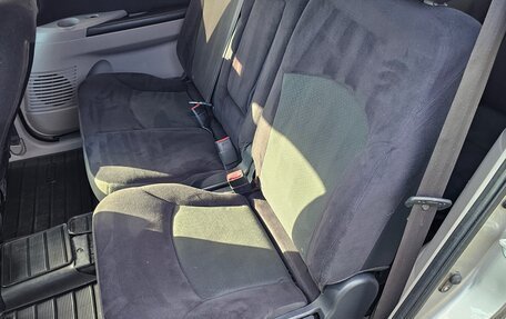 Mitsubishi Grandis, 2008 год, 777 000 рублей, 21 фотография