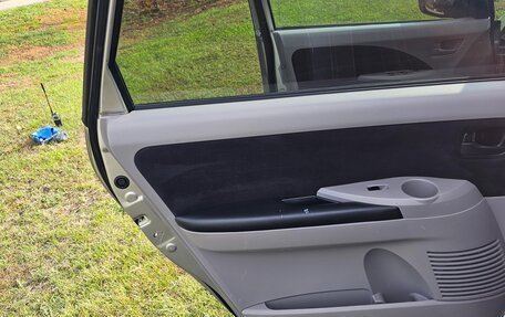 Mitsubishi Grandis, 2008 год, 777 000 рублей, 20 фотография