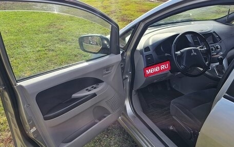 Mitsubishi Grandis, 2008 год, 777 000 рублей, 19 фотография