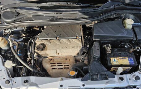 Mitsubishi Grandis, 2008 год, 777 000 рублей, 36 фотография