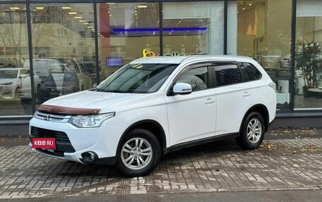 Mitsubishi Outlander III рестайлинг 3, 2014 год, 1 450 000 рублей, 1 фотография