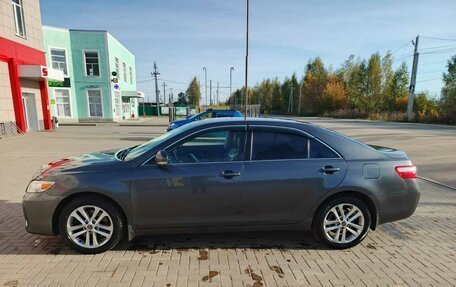 Toyota Camry, 2011 год, 1 380 000 рублей, 1 фотография