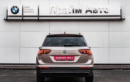 Volkswagen Tiguan II, 2020 год, 3 000 000 рублей, 4 фотография