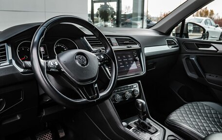 Volkswagen Tiguan II, 2020 год, 3 000 000 рублей, 12 фотография