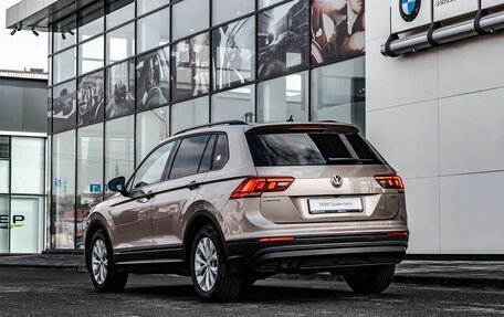 Volkswagen Tiguan II, 2020 год, 3 000 000 рублей, 17 фотография