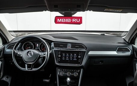 Volkswagen Tiguan II, 2020 год, 3 000 000 рублей, 11 фотография