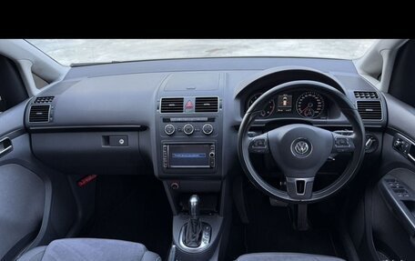 Volkswagen Touran III, 2013 год, 1 150 000 рублей, 6 фотография