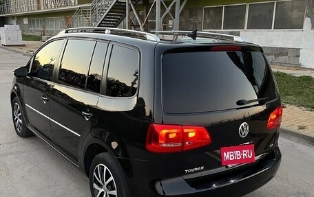 Volkswagen Touran III, 2013 год, 1 150 000 рублей, 5 фотография