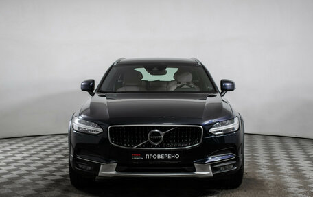 Volvo V90 Cross Country I рестайлинг, 2017 год, 2 850 000 рублей, 2 фотография