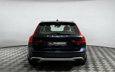 Volvo V90 Cross Country I рестайлинг, 2017 год, 2 850 000 рублей, 6 фотография