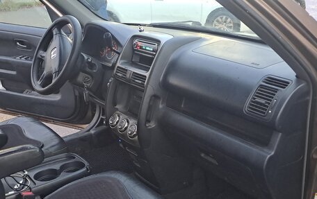 Honda CR-V II рестайлинг, 2004 год, 630 000 рублей, 3 фотография