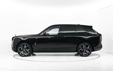 Rolls-Royce Cullinan, 2025 год, 69 000 000 рублей, 3 фотография
