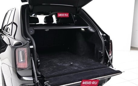 Rolls-Royce Cullinan, 2025 год, 69 000 000 рублей, 9 фотография