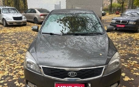 KIA cee'd I рестайлинг, 2011 год, 390 000 рублей, 1 фотография