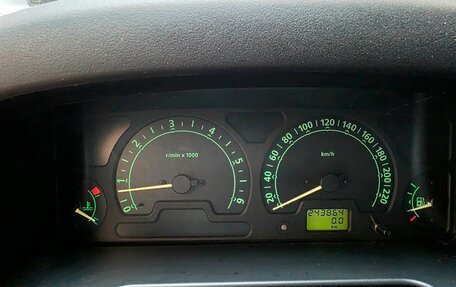 Land Rover Discovery III, 2004 год, 649 000 рублей, 10 фотография