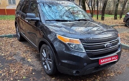 Ford Explorer VI, 2012 год, 1 650 000 рублей, 3 фотография