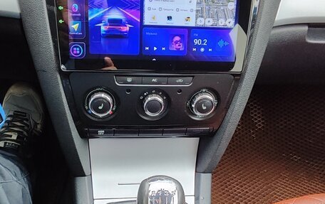 Skoda Octavia, 2010 год, 750 000 рублей, 16 фотография