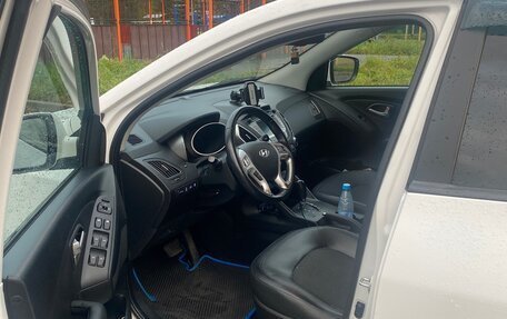 Hyundai ix35 I рестайлинг, 2012 год, 1 500 000 рублей, 12 фотография