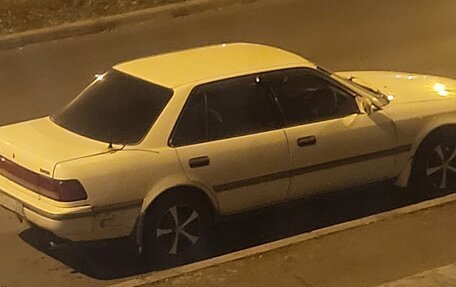 Toyota Corona VIII (T170), 1990 год, 175 000 рублей, 3 фотография