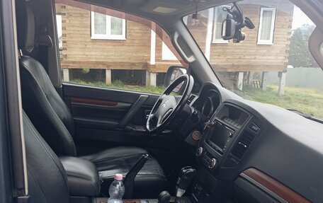 Mitsubishi Pajero IV, 2008 год, 1 600 000 рублей, 5 фотография