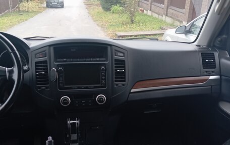 Mitsubishi Pajero IV, 2008 год, 1 600 000 рублей, 6 фотография