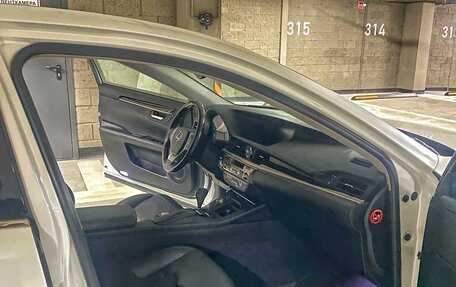 Lexus ES VII, 2013 год, 2 550 000 рублей, 17 фотография