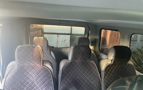 Renault Trafic, 2003 год, 1 300 000 рублей, 11 фотография