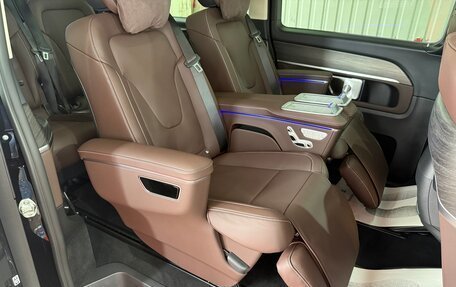 Mercedes-Benz V-Класс, 2025 год, 12 950 000 рублей, 32 фотография