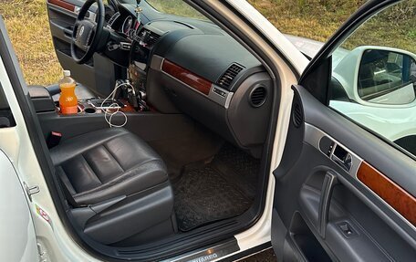 Volkswagen Touareg III, 2008 год, 950 000 рублей, 17 фотография