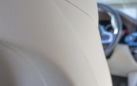 BMW 5 серия, 2018 год, 3 800 000 рублей, 20 фотография