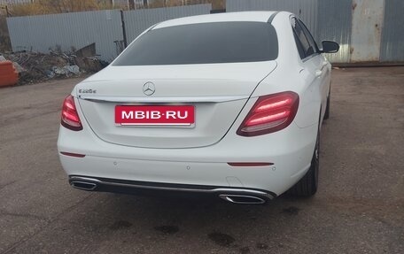 Mercedes-Benz E-Класс, 2016 год, 2 450 000 рублей, 5 фотография