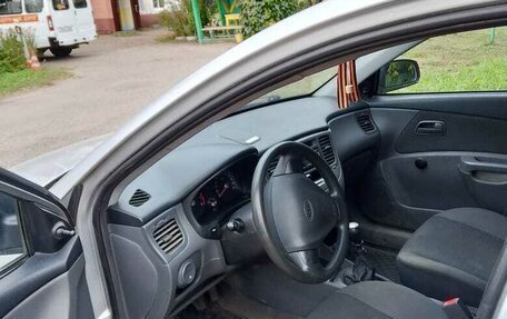 KIA Rio II, 2005 год, 330 000 рублей, 4 фотография