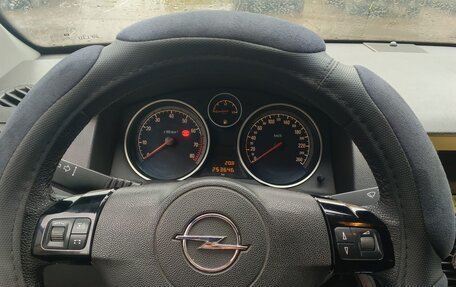 Opel Astra H, 2007 год, 621 999 рублей, 2 фотография