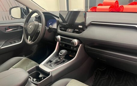 Toyota RAV4, 2025 год, 4 600 000 рублей, 3 фотография