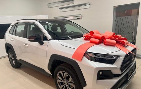 Toyota RAV4, 2025 год, 4 600 000 рублей, 2 фотография