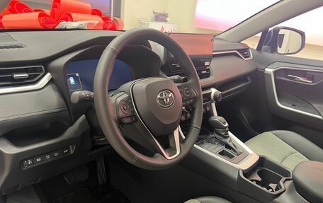 Toyota RAV4, 2025 год, 4 600 000 рублей, 6 фотография