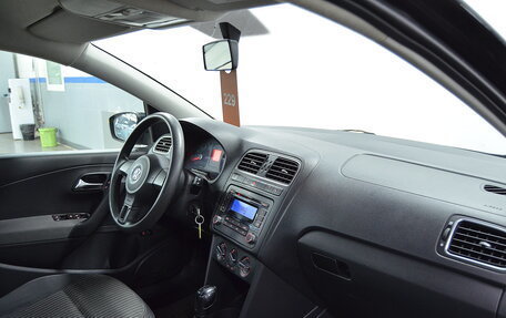 Volkswagen Polo VI (EU Market), 2011 год, 560 000 рублей, 20 фотография